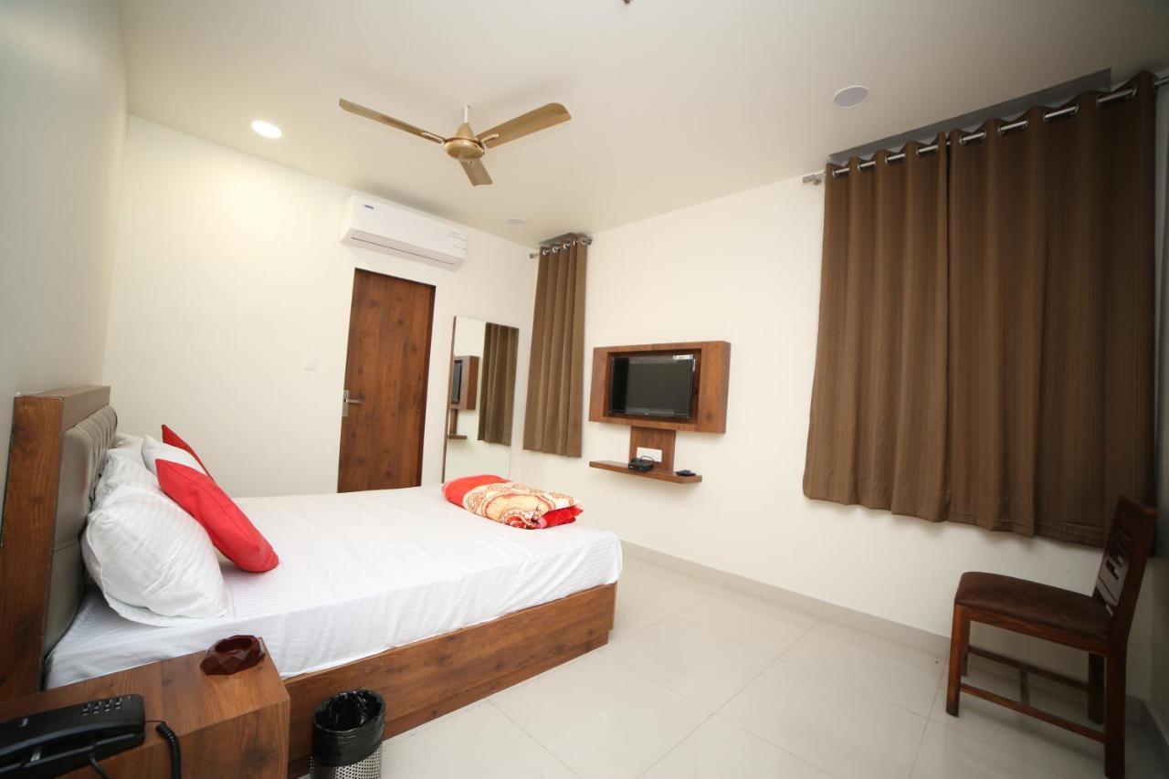 Hotel Devens Jaipur Extérieur photo